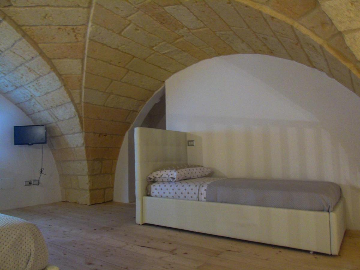 Glem Luxury Apartment Copertino Luaran gambar