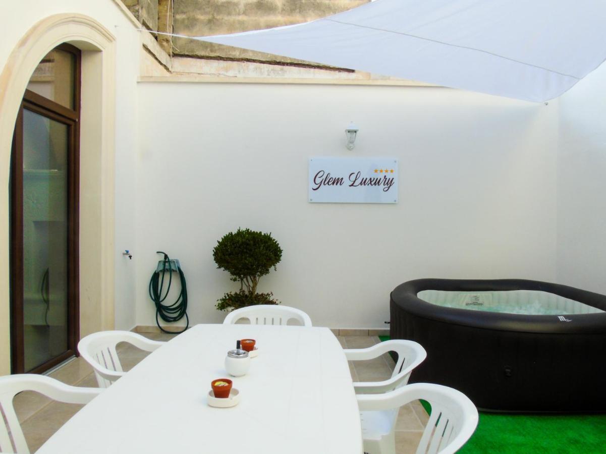 Glem Luxury Apartment Copertino Luaran gambar