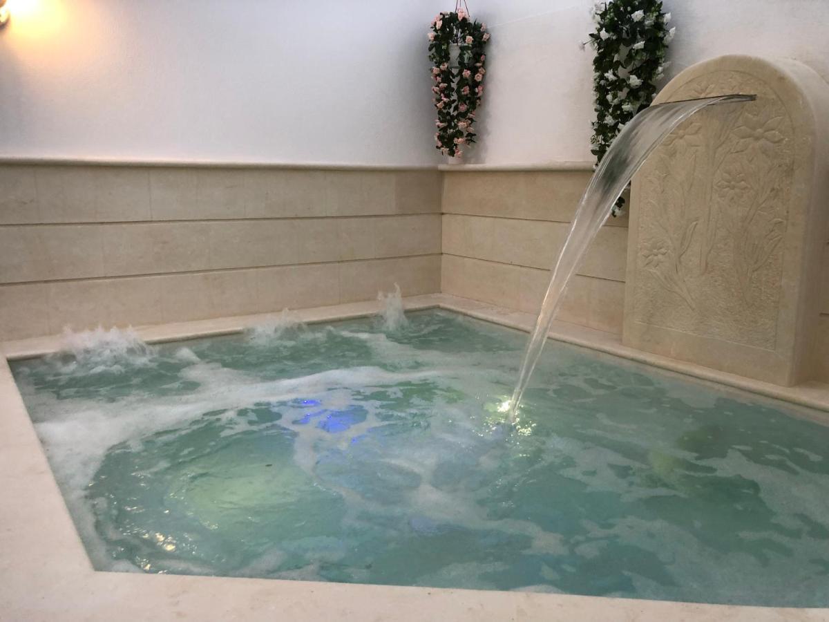 Glem Luxury Apartment Copertino Luaran gambar